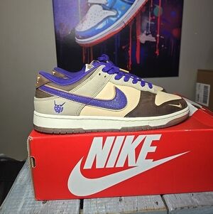 Nike Dunk Low PRM Men's Size 10.5 White Onyx/Court Purple-Khaki DQ5009 268